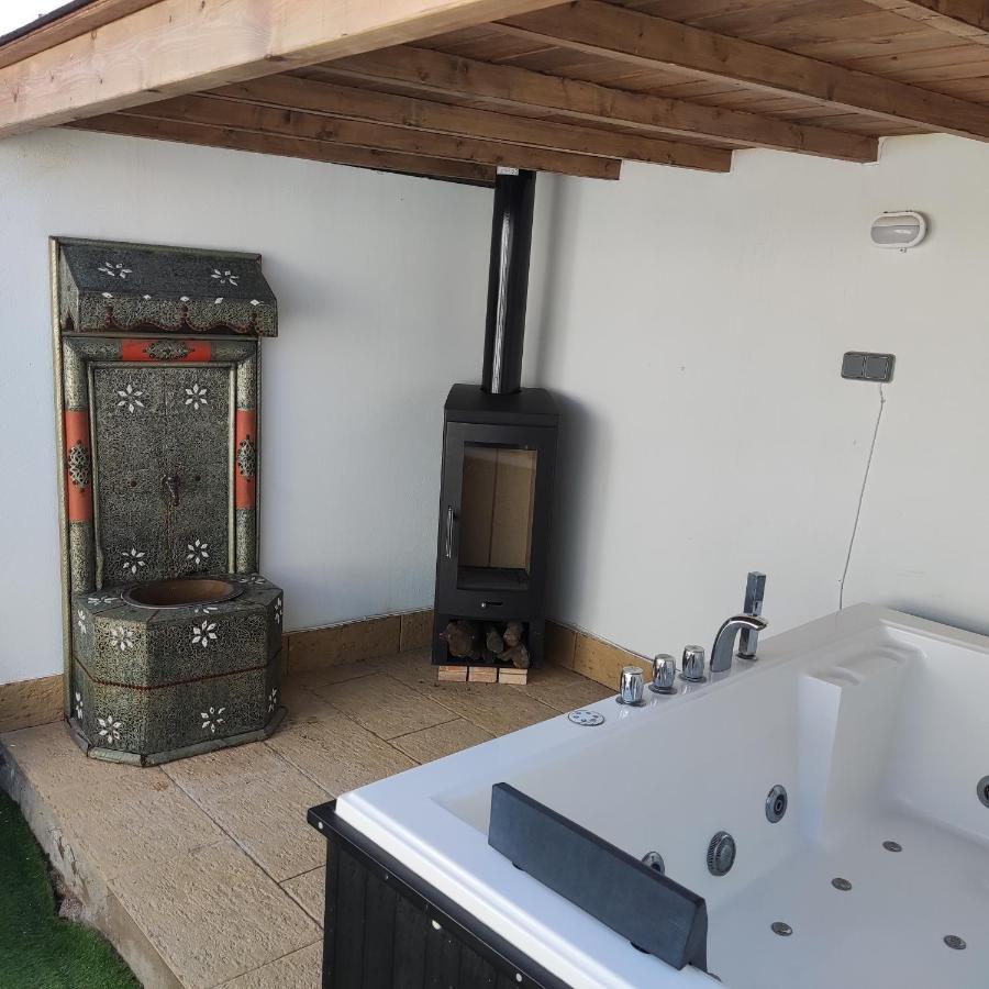 צ'יקלנה דה לה פרונטרה Villa Casa Blanca Luxury Spa Con Piscina Privada Y Jacuzzi Privado מראה חיצוני תמונה